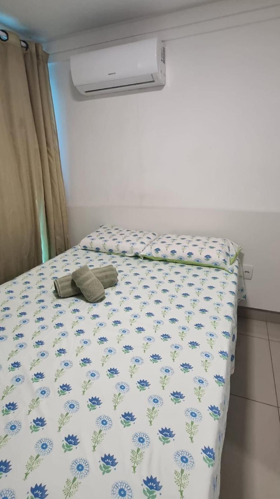 Confortável Flat com piscina de borda infinita na cobertura Cabedelo Esterno foto